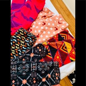 5 Pairs for $25!! LuLaRoe Onesize leggings